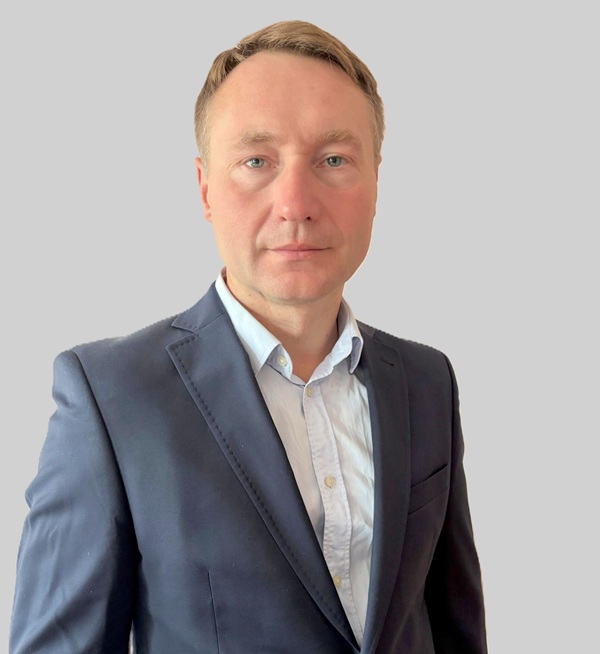 Kamil Nowak - Architekt Kontekstu i Zmiany